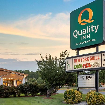 Quality Inn Fredericksburg Near Historic Downtown Exterior foto