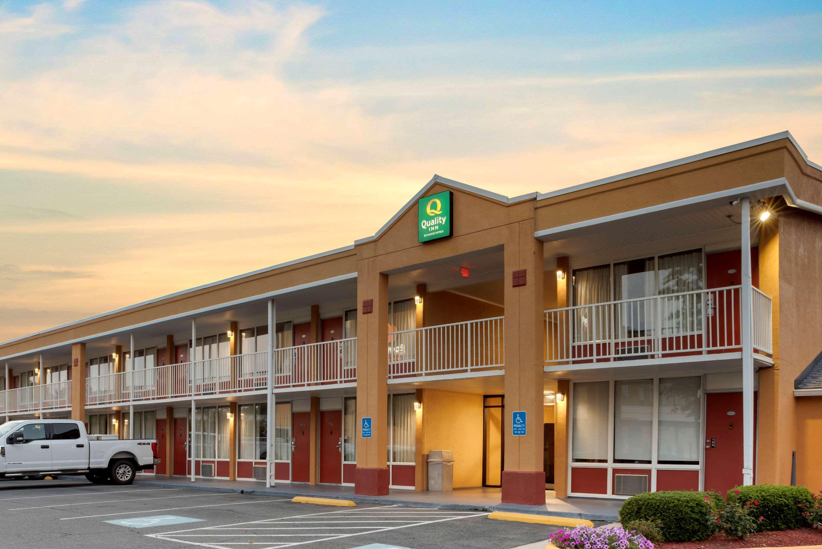 Quality Inn Fredericksburg Near Historic Downtown Exterior foto