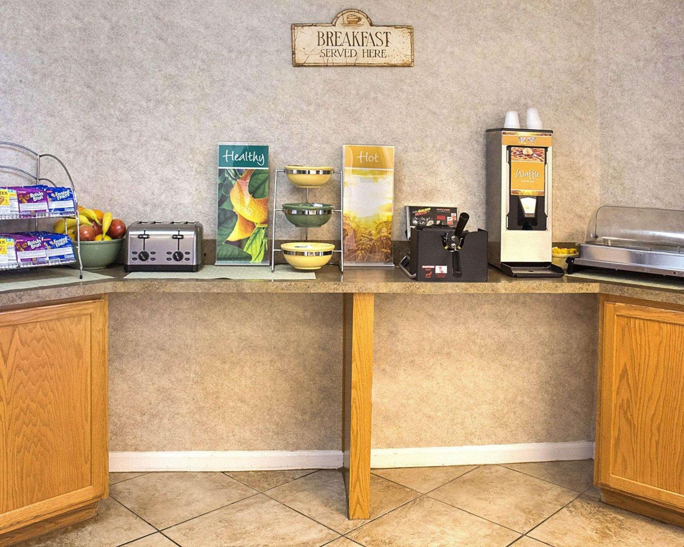 Quality Inn Fredericksburg Near Historic Downtown Exterior foto